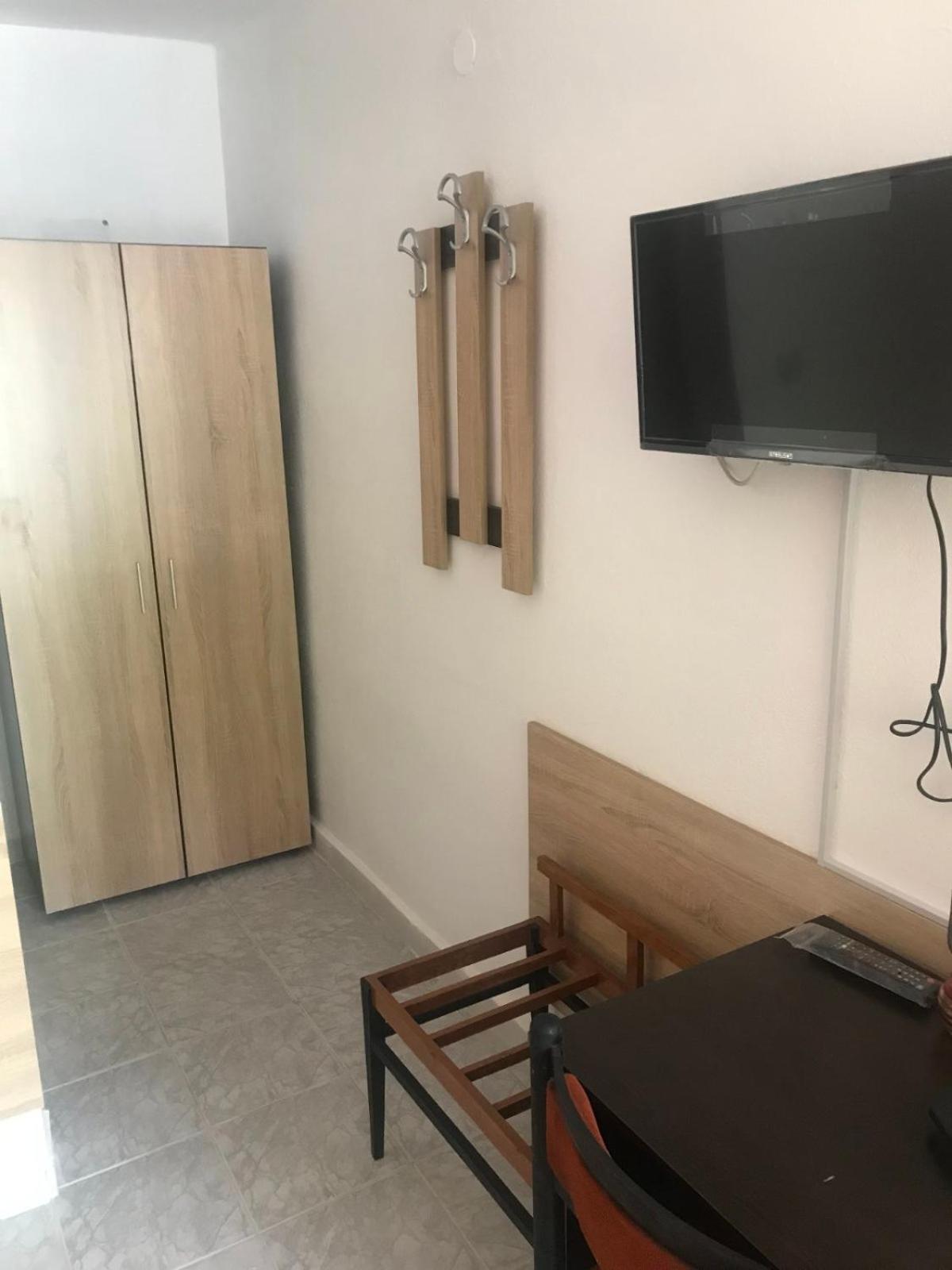 Family Hotel Julian クラネヴォ エクステリア 写真